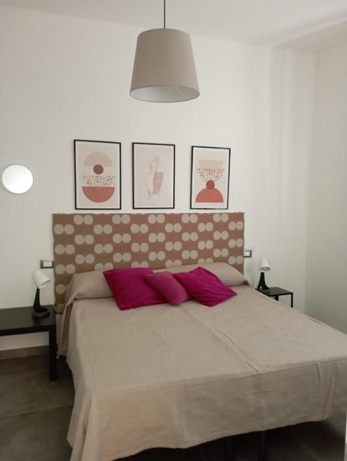 Brutia Mom&Son Bed and Breakfast Cosenza Eksteriør billede