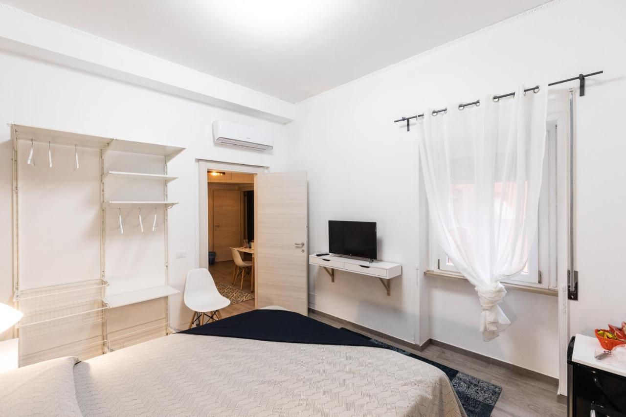 Brutia Mom&Son Bed and Breakfast Cosenza Eksteriør billede